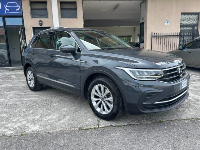Volkswagen Tiguan 2.0 TDI 150 CV SCR DSG Life - foto 4 di 4
