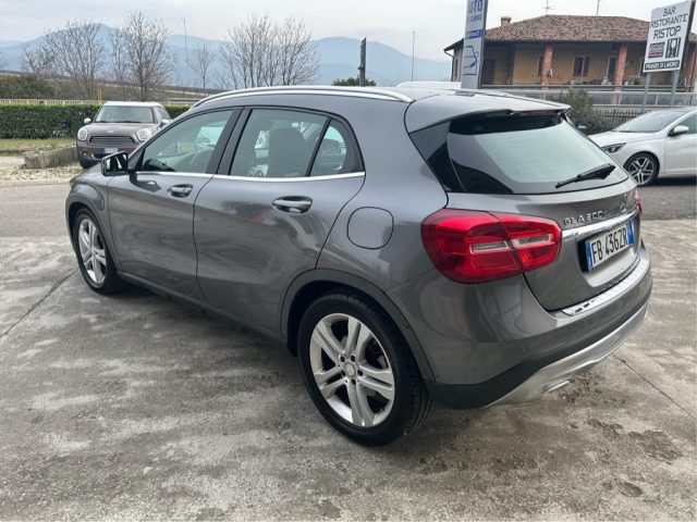 Mercedes-Benz GLA 200 d Automatic 4Matic Premium - foto 4 di 4