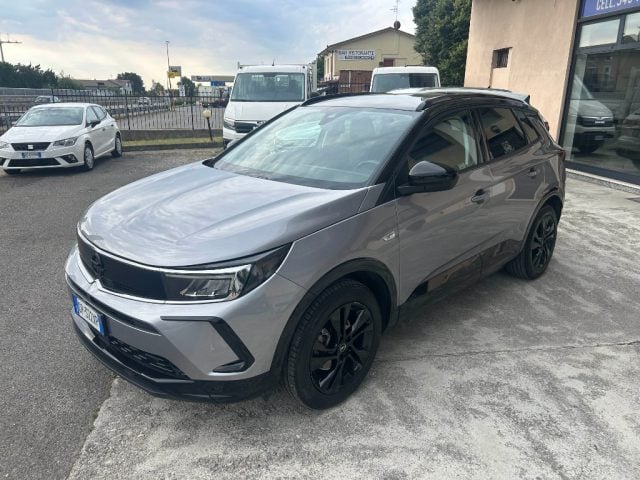 Opel Grandland 1.5 diesel Ecotec aut. Business Elegance usato a RODENGO SAIANO