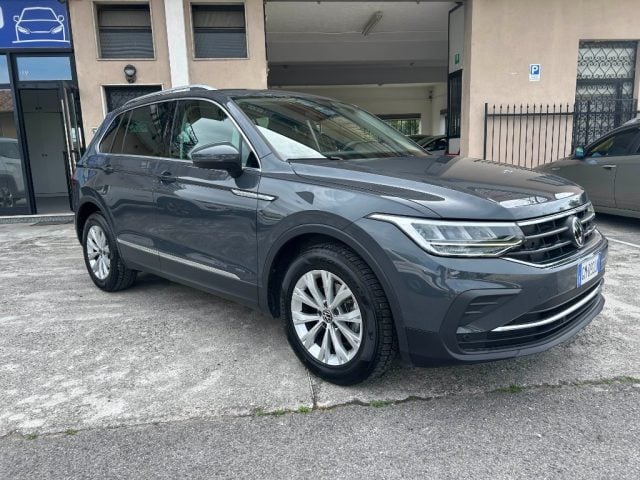 Volkswagen Tiguan 2.0 TDI 150 CV SCR DSG Life - foto 4 di 4