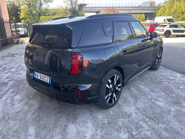 MINI Countryman E JCW Countryman - foto 3 di 4