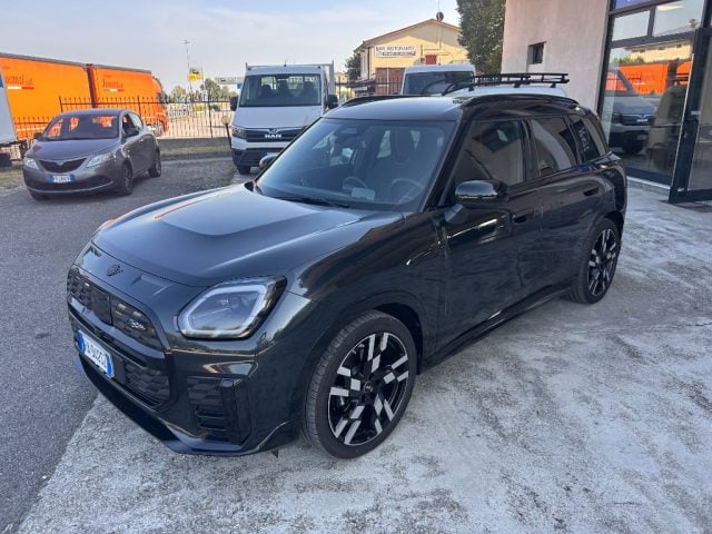MINI Countryman E JCW Countryman, del 2025, 4.500 km, in vendita a Rodengo Saiano (BS)