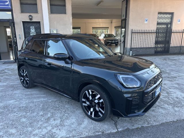 MINI Countryman E JCW Countryman - foto 2 di 4