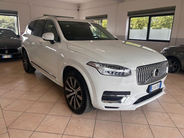Volvo XC90 B5 (d) AWD automatico 7 posti Plus Dark - foto 2 di 4