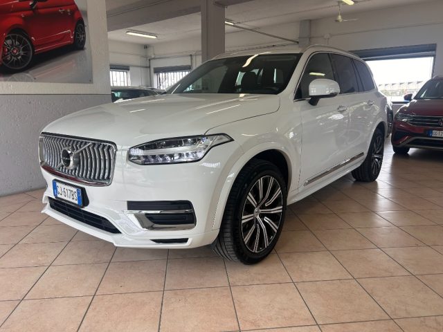 Volvo XC90 B5 (d) AWD automatico 7 posti Plus Dark - foto 3 di 4