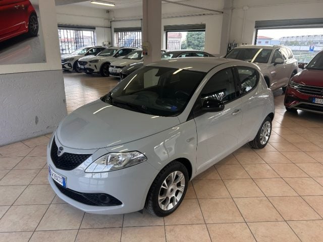 Lancia Ypsilon 1.2 69 CV 5 porte GPL Ecochic Gold, del 2019, 114.000 km, in vendita a Rodengo Saiano (BS)