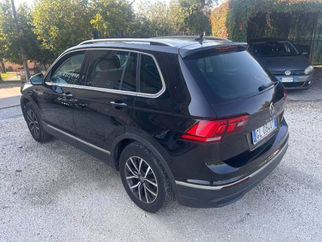 Volkswagen Tiguan 2.0 TDI 150 CV SCR DSG Life - foto 4 di 4