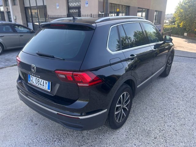 Volkswagen Tiguan 2.0 TDI 150 CV SCR DSG Life - foto 3 di 4