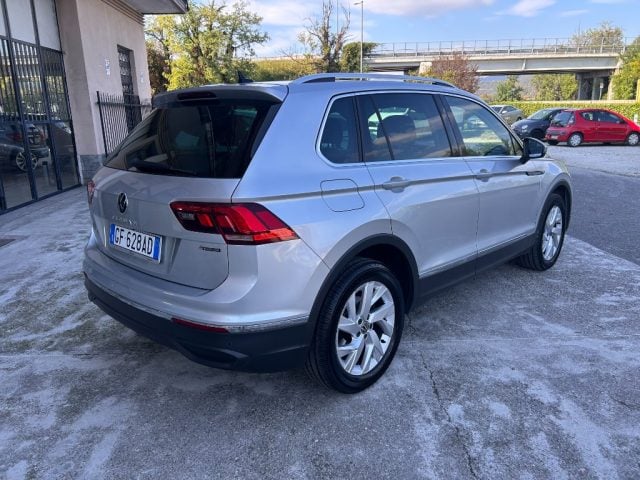 Volkswagen Tiguan 2.0 TDI 150 CV SCR DSG 4MOTION Life - foto 3 di 4