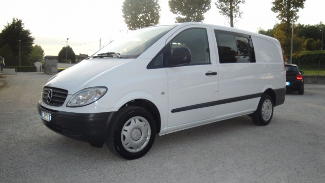 Mercedes-Benz Vito 2.2 115 CDI MIXTO AUTOCARRO 5 POSTI usato a SAN ZENONE DEGLI EZZELINI