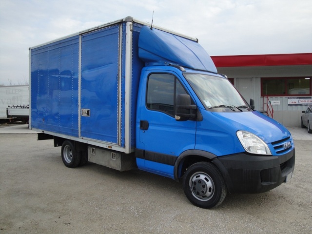 Iveco Daily 35C15 3.0 Furgonato usato a SAN ZENONE DEGLI EZZELINI