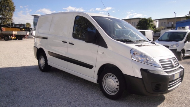 Fiat Scudo 2.0 MJT120 CV PC-TN Furgone 10q. Comfort - foto 4 di 4