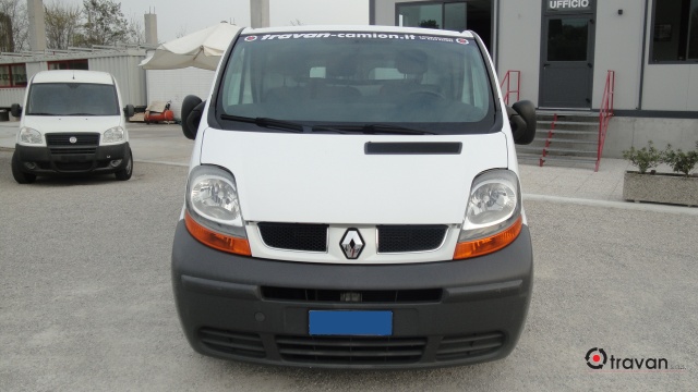 Renault Trafic Furgone 1.9 dci Pack Clim - foto 2 di 4