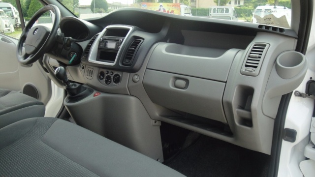 Opel Vivaro Vivaro 29 2.0 CDTI 120 CV PL-TN 6 Posti Autocarro, del 2014, 91.000 km, in vendita a San Zenone Degli Ezzelini (TV)