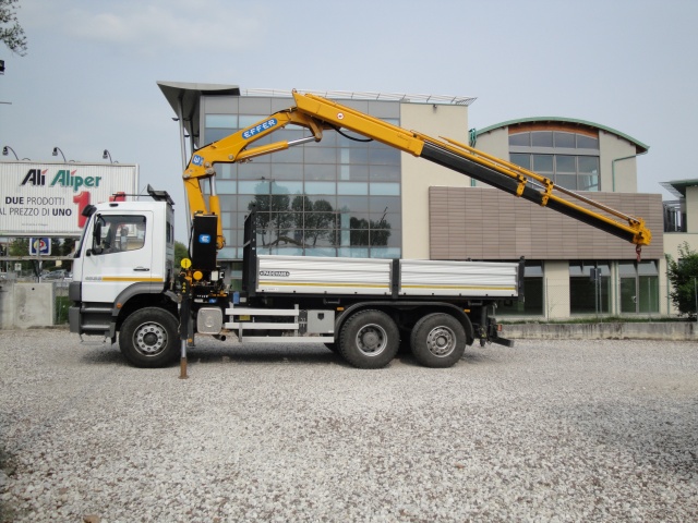 Mercedes-Benz Atego Atego 1833 k usato a SAN ZENONE DEGLI EZZELINI