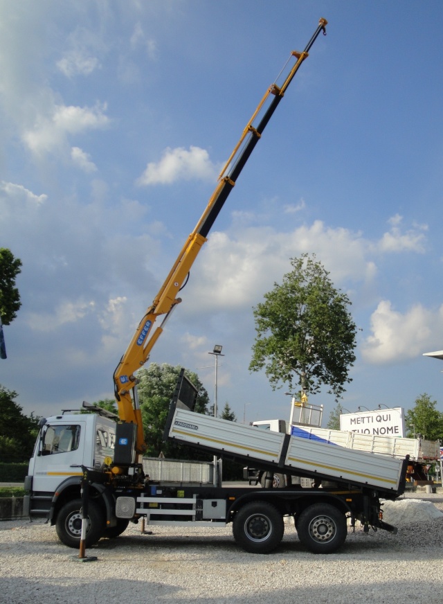 Mercedes-Benz Atego Atego 1833 k - foto 2 di 4
