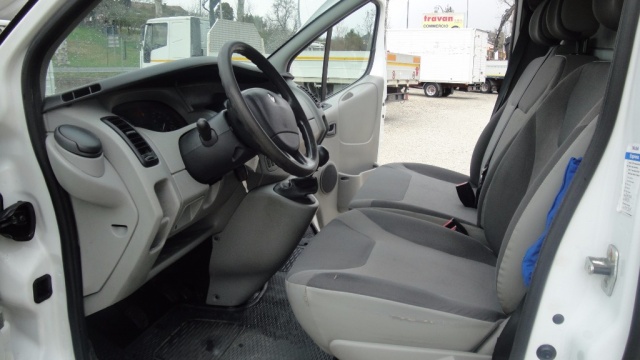 Renault Trafic T27 2.0 dCi/115 PC-TN Furgone Ice, del 2008, 190.000 km, in vendita a San Zenone Degli Ezzelini (TV)