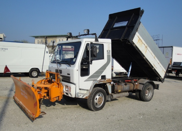 LEOMAR Tornado 8500 4x4, del 2003, 57.000 km, in vendita a San Zenone Degli Ezzelini (TV)