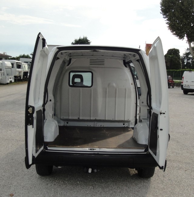 Fiat Scudo 2.0 JTD - foto 4 di 9