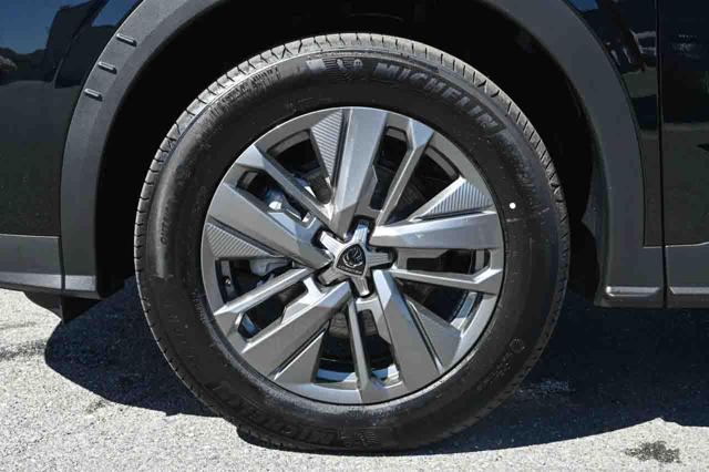 Peugeot 3008 Hybrid 145 e-DCS6 Allure nuovo a PIANEZZA