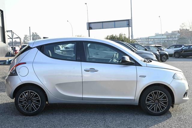 Lancia Ypsilon 1.2 69 CV 5 porte S&S Gold - foto 4 di 4