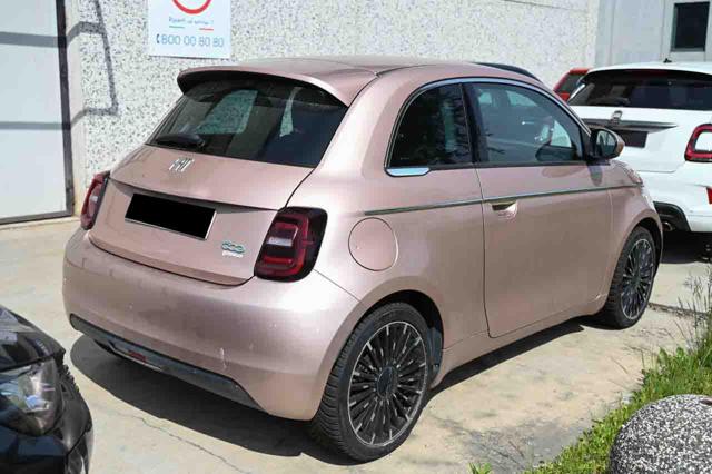 Fiat 500e Berlina 42 kWh Icon - foto 3 di 4