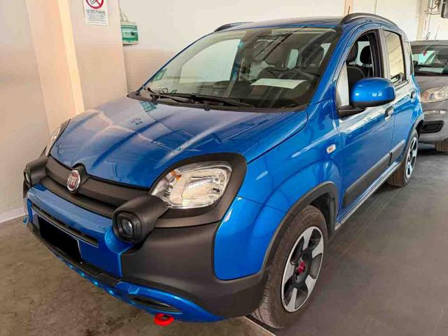 Fiat Panda 1.0 FireFly S&S Hybrid City Cross usato a PIANEZZA