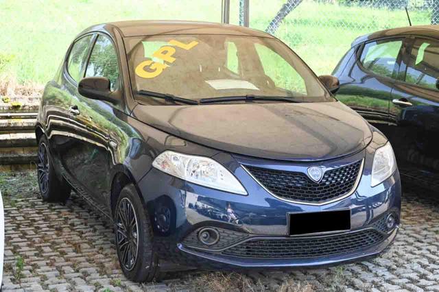 Lancia Ypsilon 1.2 69 CV GPL Gold - foto 2 di 4