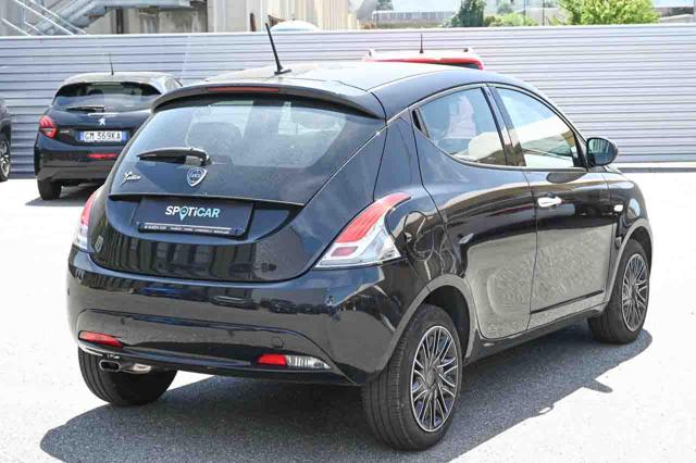 Lancia Ypsilon 1.2 69 CV GPL Gold - foto 3 di 4