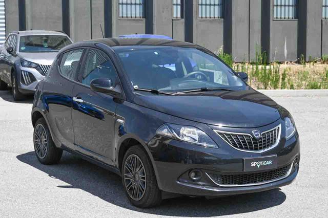 Lancia Ypsilon 1.2 69 CV GPL Gold - foto 2 di 4