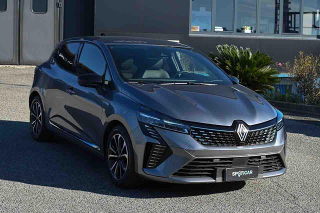 Renault Clio TCe 90 CV Techno - foto 2 di 4