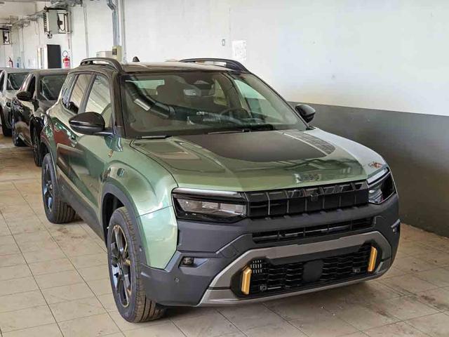 Jeep Avenger 1.2 turbo e-hybrid mhev 85th Anniversary 4xe 145cv - foto 2 di 17