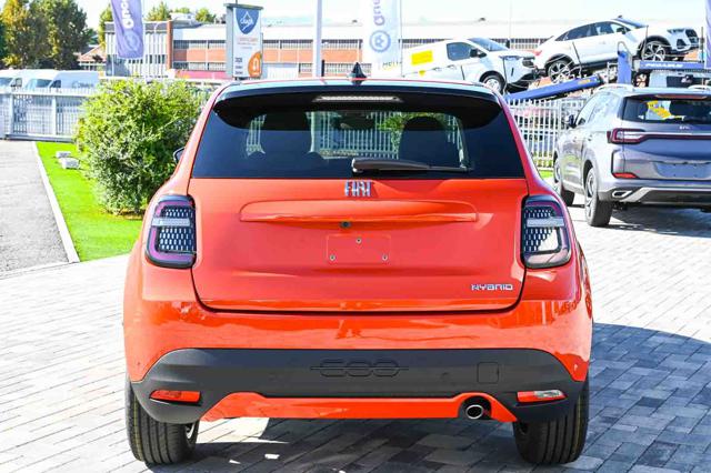 Fiat 600 La Prima Hybrid 100cv km 0 a PIANEZZA