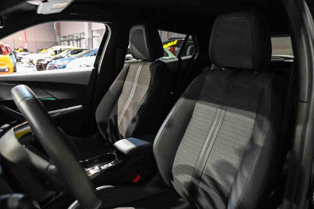 Peugeot 2008 PureTech 100 S&S Allure Pack, del 2023, 16.795 km, in vendita a Pianezza (TO)