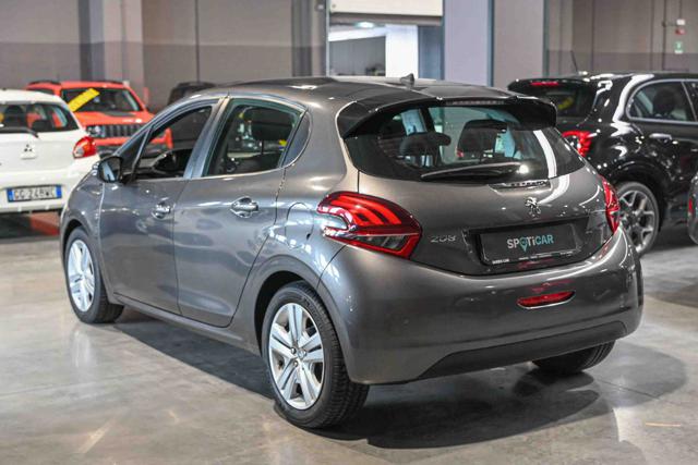 Peugeot 208 PureTech 82cv Signature SKY usato a PIANEZZA