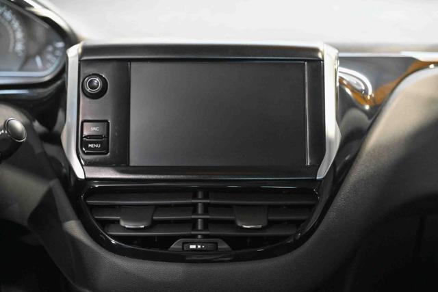 Peugeot 208 PureTech 82cv Active usato a PIANEZZA