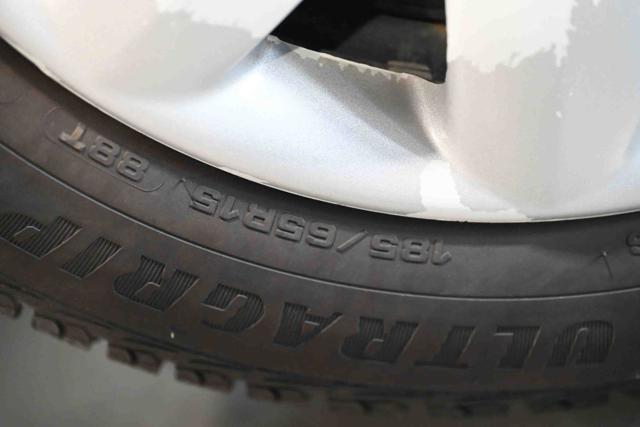 Peugeot 208 PureTech 82cv Active usato a PIANEZZA