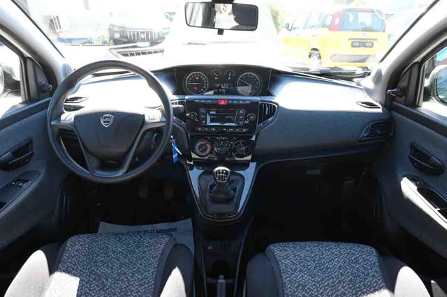 Lancia Ypsilon 1.0 FireFly S&S Hybrid Silver Plus usato a PIANEZZA