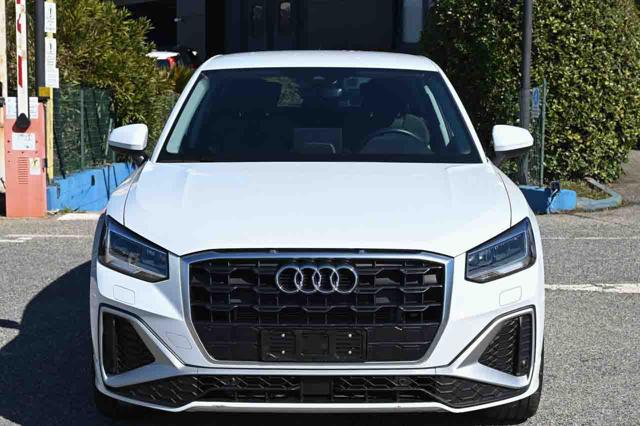 Audi Q2 30 TDI S line Edition - foto 2 di 4