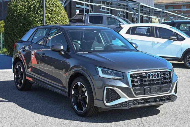 Audi Q2 30 TDI S line Edition - foto 3 di 4