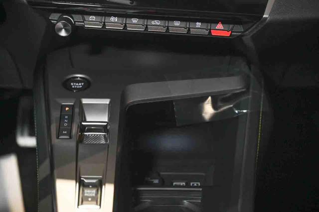 Peugeot 308 Hybrid 145 e-DCS6 GT nuovo a PIANEZZA
