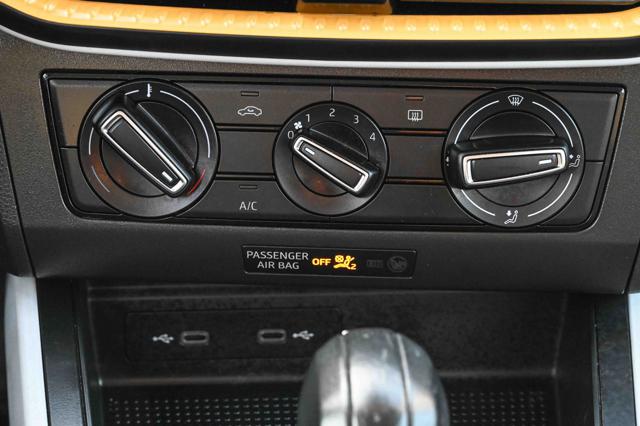 SEAT Arona 1.0 EcoTSI 110 CV DSG Style, del 2023, 49.393 km, in vendita a Pianezza (TO)