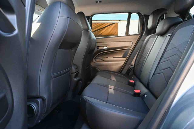 Jeep Avenger 1.2 Turbo 100 CV Summit km 0 a PIANEZZA