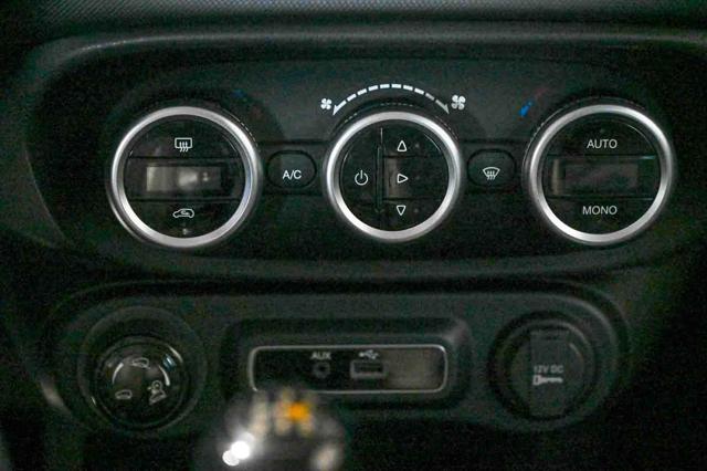 Fiat 500L 1.3 Multijet 95cv Cross, del 2018, 111.625 km, in vendita a Pianezza (TO)