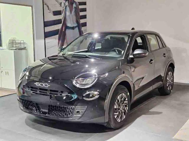 Fiat 600 Hybrid 110 CV DCT MHEV, in vendita a Pianezza (TO)