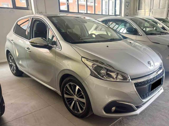 Peugeot 208 BlueHDi 100 5 porte Allure - foto 2 di 4
