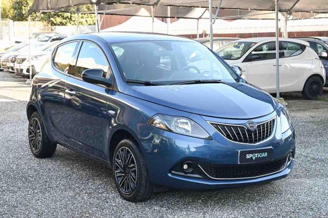 Lancia Ypsilon 1.0 FireFly S&S Hybrid Gold Plus - foto 2 di 4