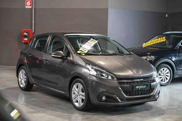 Peugeot 208 PureTech 82cv Signature SKY GPL - foto 3 di 4