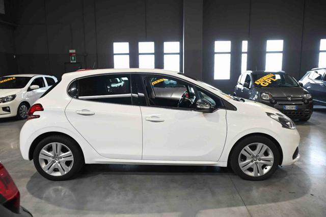 Peugeot 208 PureTech Turbo 110cv S&S Business GPL - foto 4 di 4