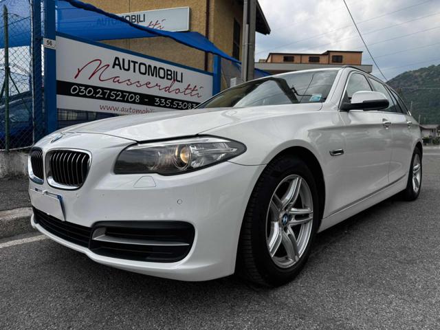 BMW 520 d xDrive Touring - foto 3 di 4